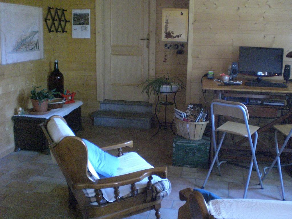 Bed and Breakfast Pera Rionda Caprie Esterno foto