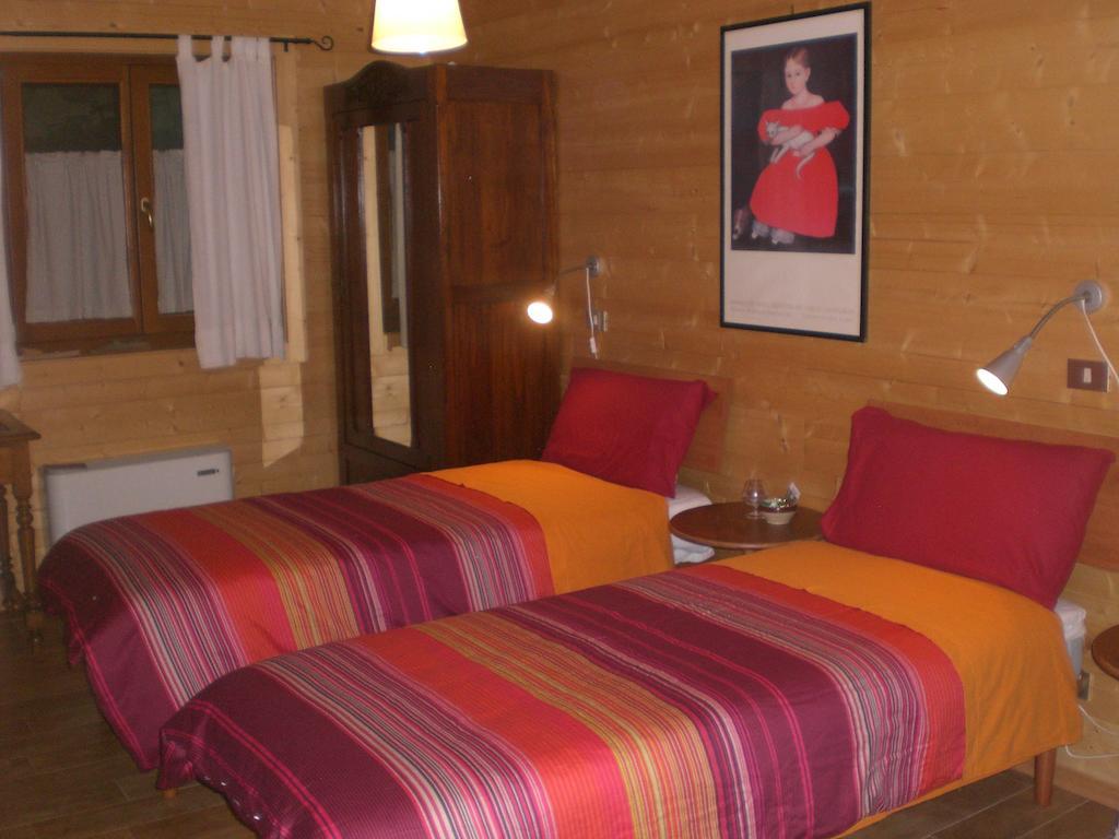 Bed and Breakfast Pera Rionda Caprie Camera foto